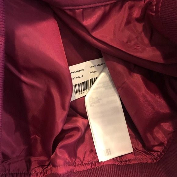 New Quicksilver Womens  Bomber Jacket. Size S - Picture 10 of 13